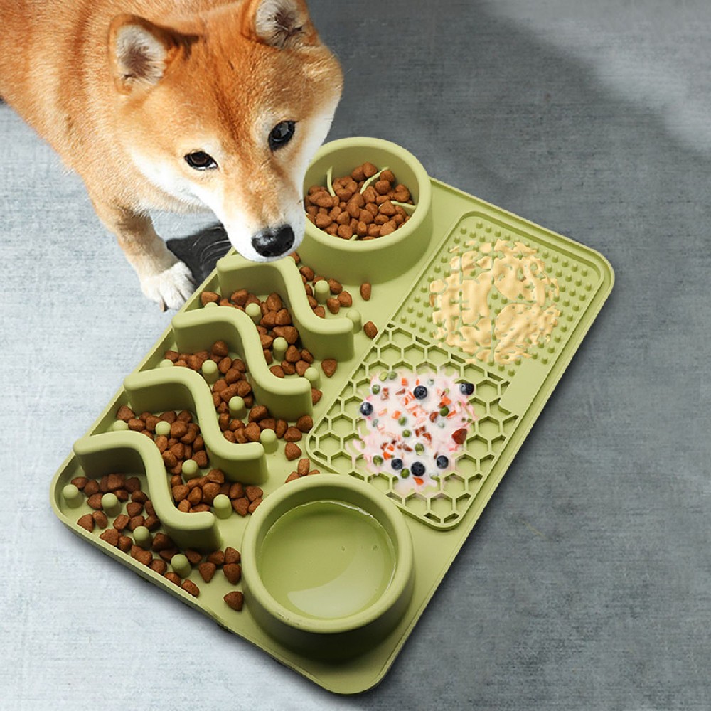 All-in-one non-slip food water slow pet feeder dog bowl pet Lick Mat food grade silicone dog food bowl